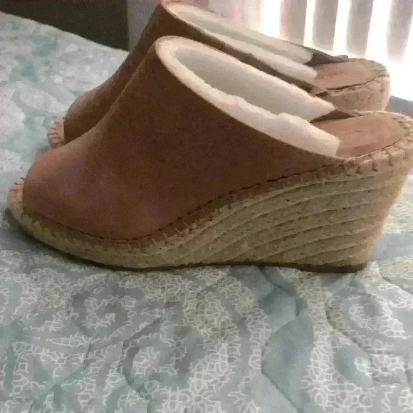 BCBGeneration Espadrilles - Picture 2 of 3